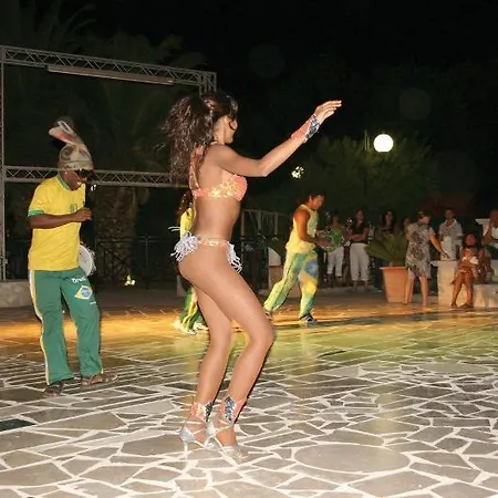 Villaggio San Pablo 3* Βιέστε